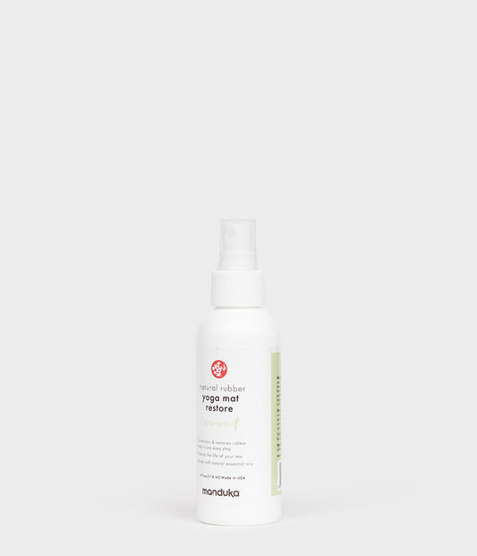 Manduka Natural Rubber Yoga Mat Restore Spray - Gingergrass (8oz/237ml)