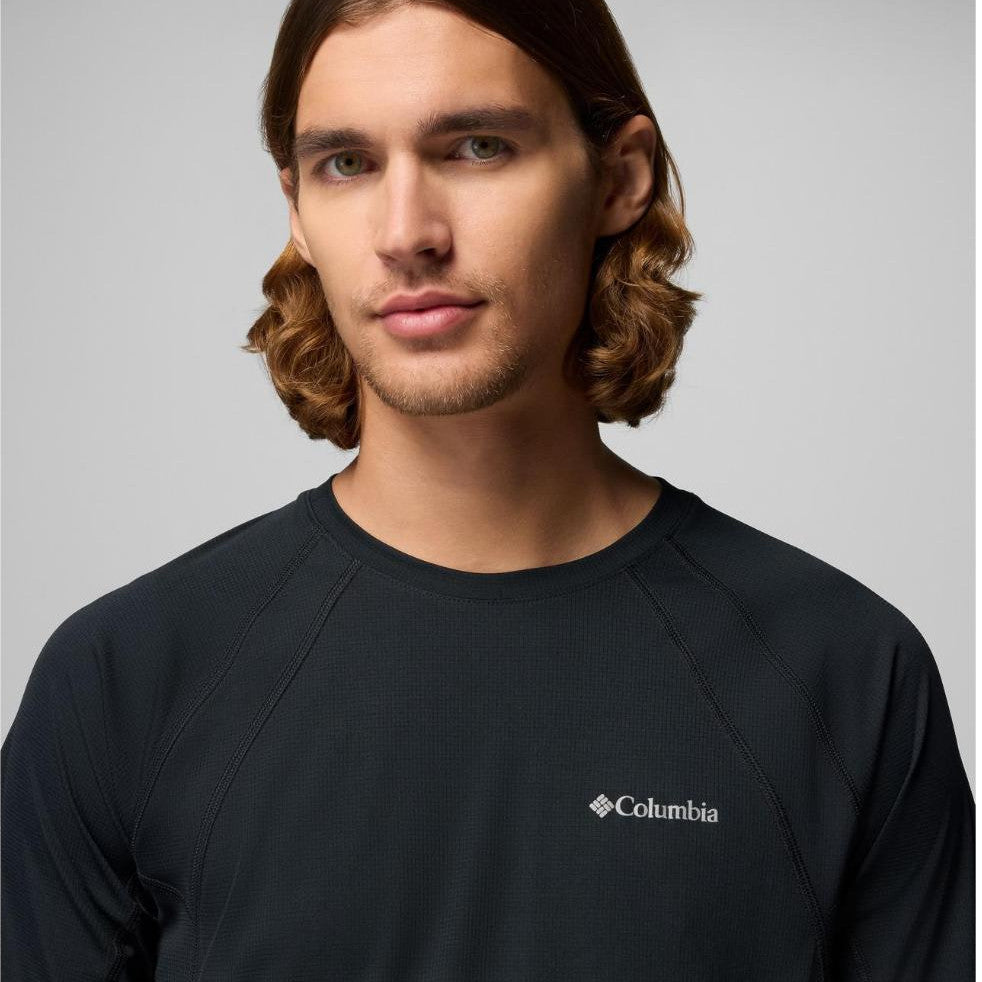 Kaos Olahraga Pria - Columbia Men's Stealth Spring Short Sleeve Shirt (Black)