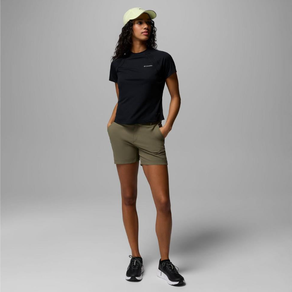 Kaos Olahraga Wanita - Columbia Women's Stealth Spring Short Sleeve Shirt (Black)