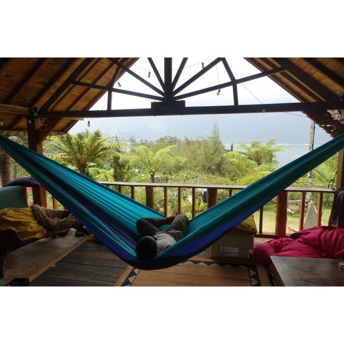Ticket To The Moon Honeymoon Hammock - Royal Blue / Turquoise