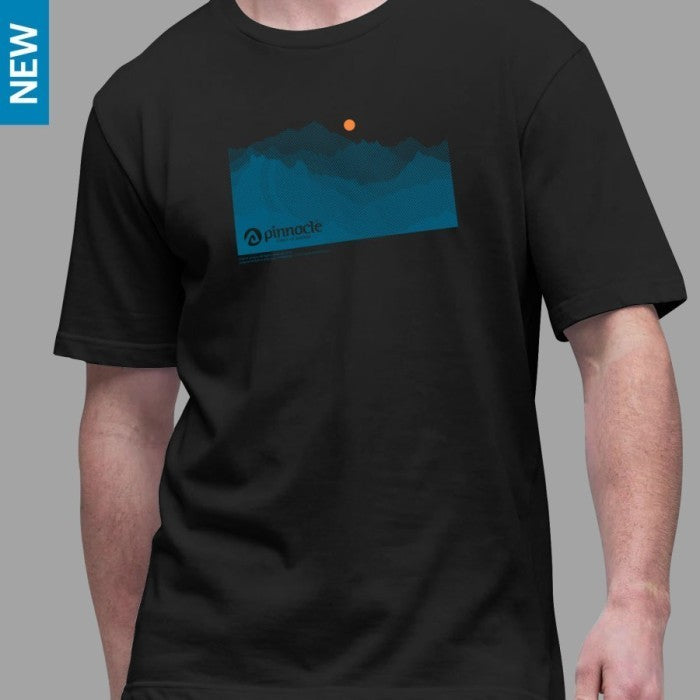Pinnacle T- Shirt Mountain Raster Black