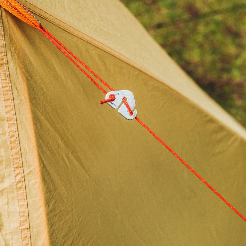 Tali Tenda Camping - Gear Aid Reflective Guyline Kit with Tensioners (50ft/15,24meter)