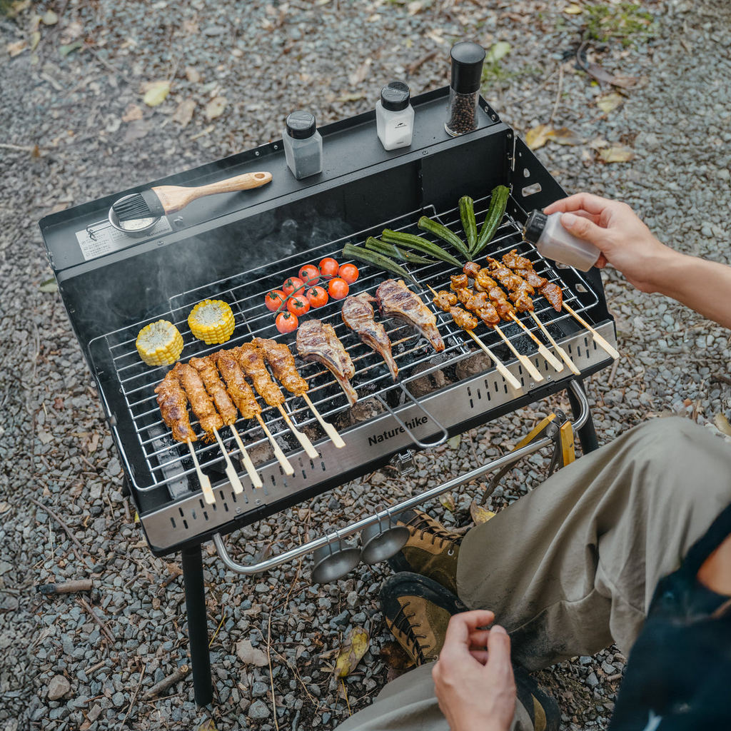 Kompor Arang Camping Portable Outdoor - Naturehike Moyan Vertical BBQ Grill with Storage Bag/ CNK2300015 / Black