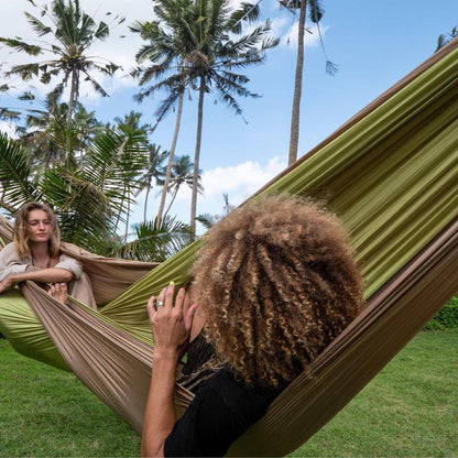 Ticket To The Moon Honeymoon Hammock Green Apple/Ice Brown Kasur Tidur Camping Outdoor Ayunan Super Luas Nyaman 500 x 300 cm Beban 300 kg