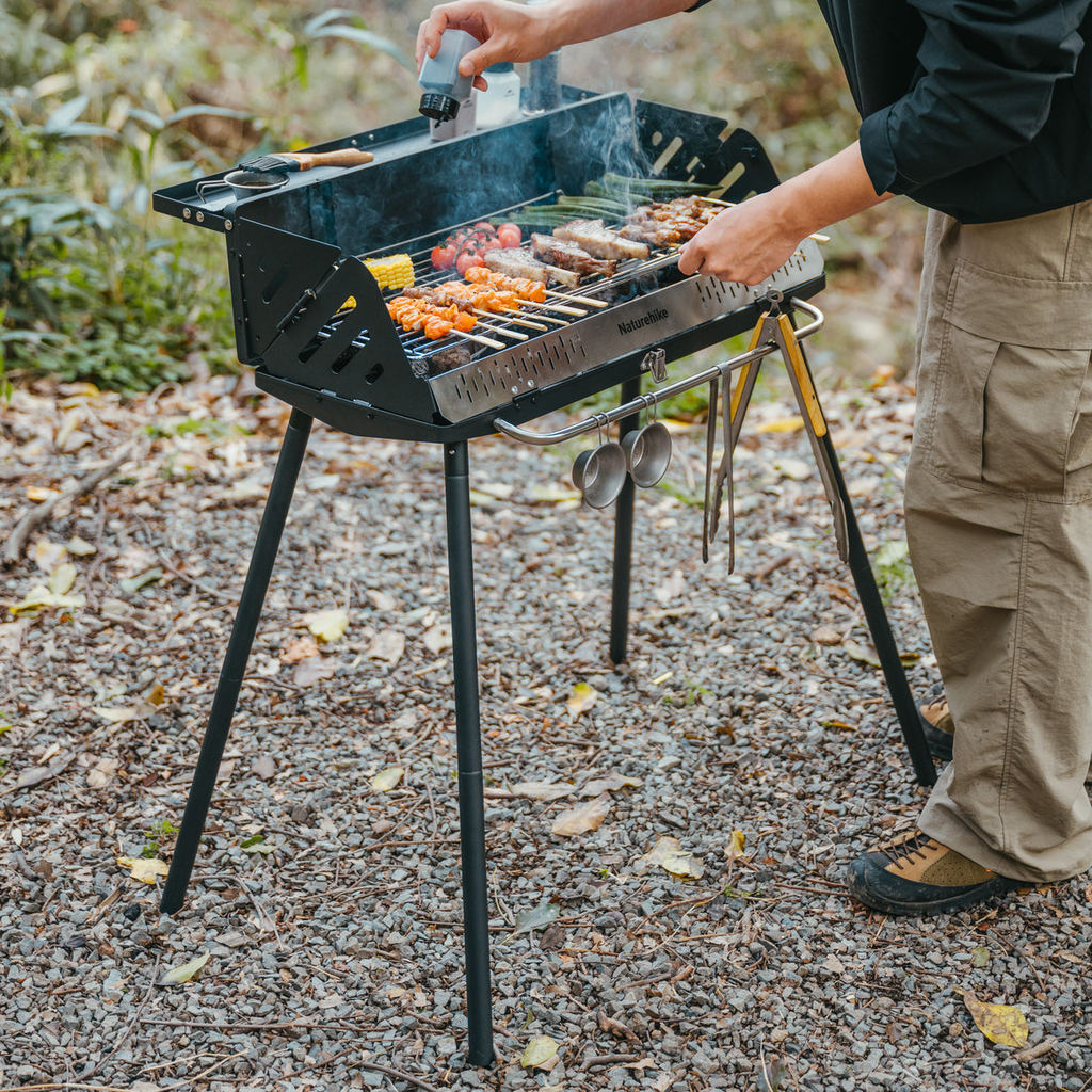 Kompor Arang Camping Portable Outdoor - Naturehike Moyan Vertical BBQ Grill with Storage Bag/ CNK2300015 / Black